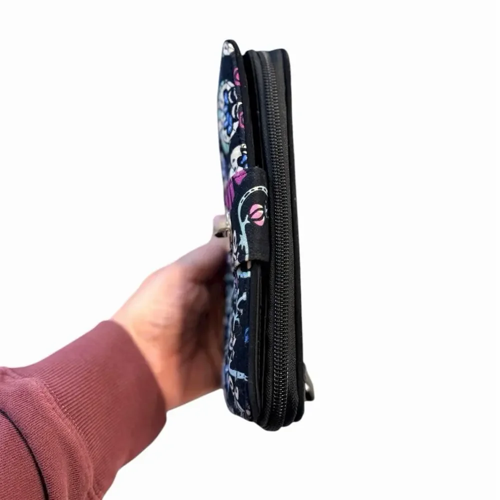 Vera Bradley African Violet RFID Turnlock Wallet Organizer Retired Quilted